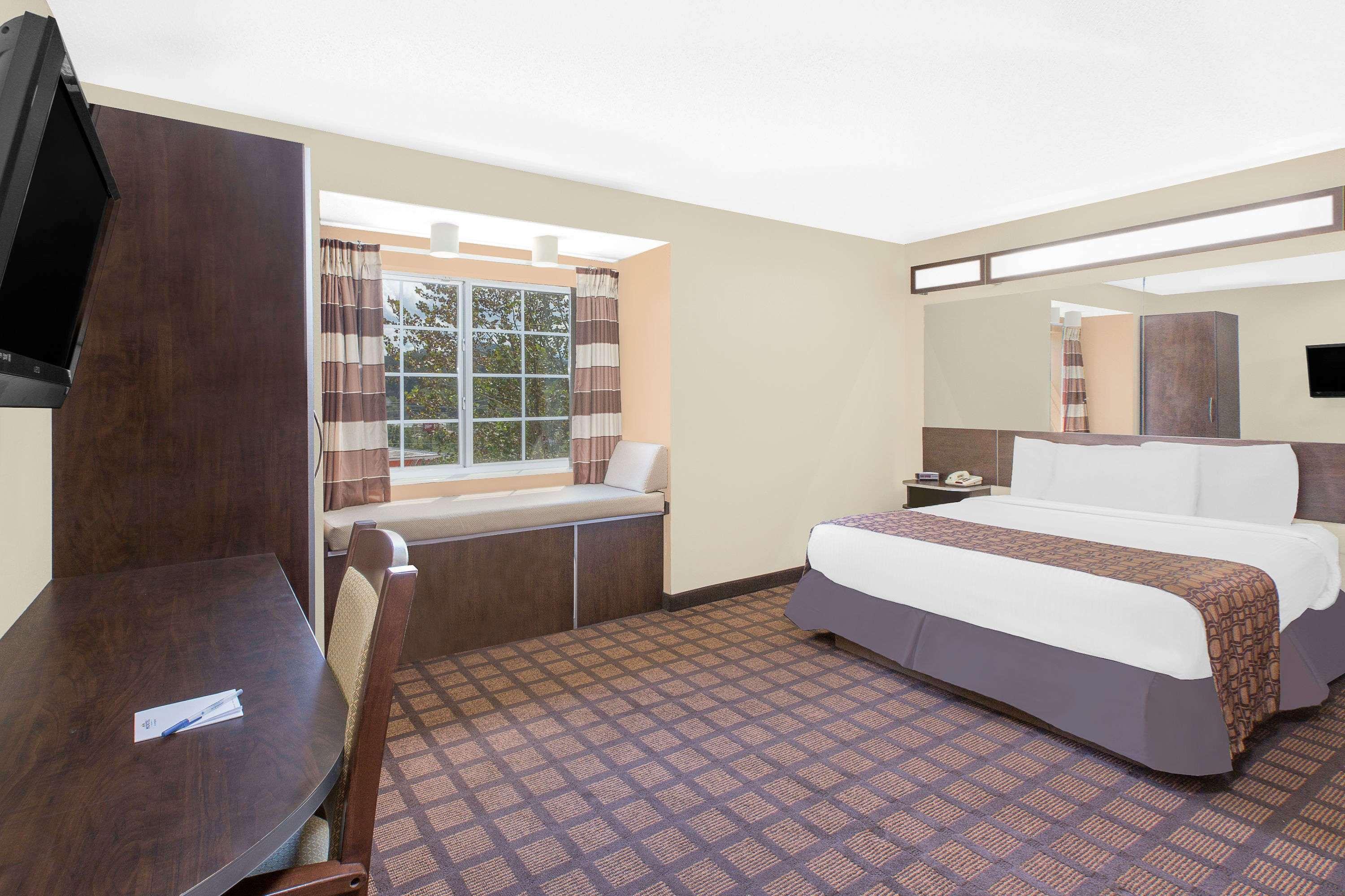 Microtel Inn & Suites By Wyndham Franklin Exterior foto