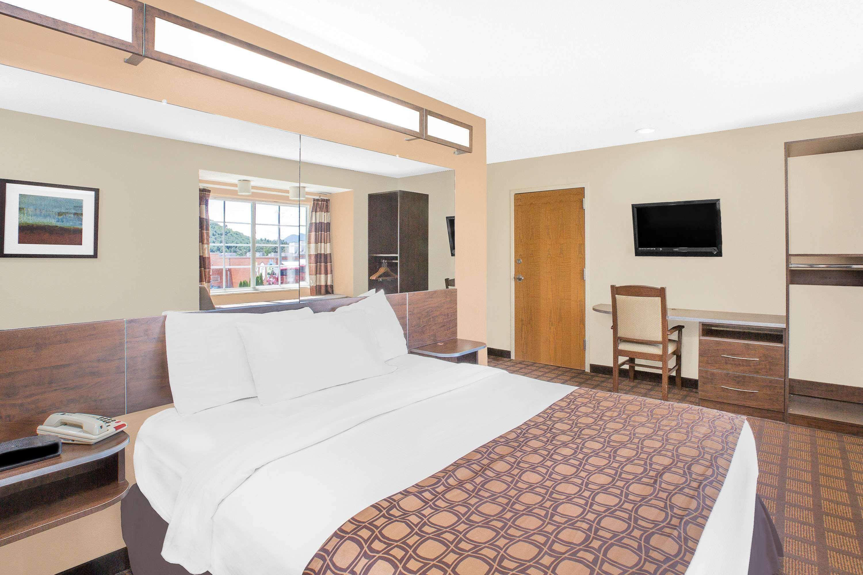 Microtel Inn & Suites By Wyndham Franklin Exterior foto