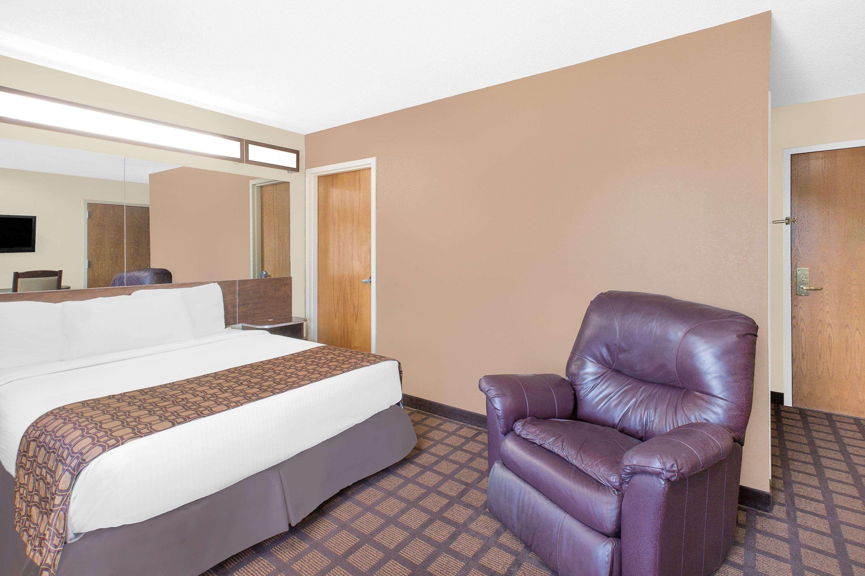Microtel Inn & Suites By Wyndham Franklin Exterior foto