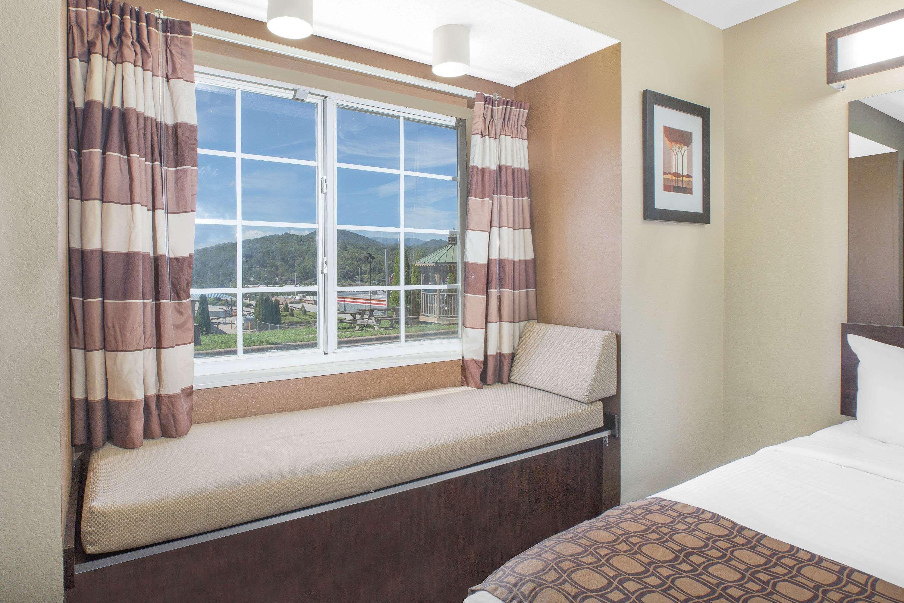 Microtel Inn & Suites By Wyndham Franklin Exterior foto